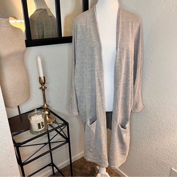 ANTHROPOLOGIE DONNI. Gray‎ Cardigan Rib Sweater OSFA PLUS NWT - Picture 1 of 6